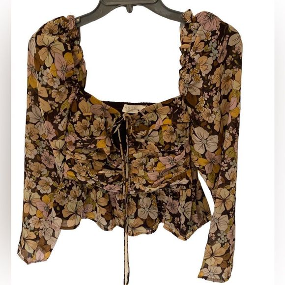 Astr Tops - Astr brown floral long sleeve crop top Small